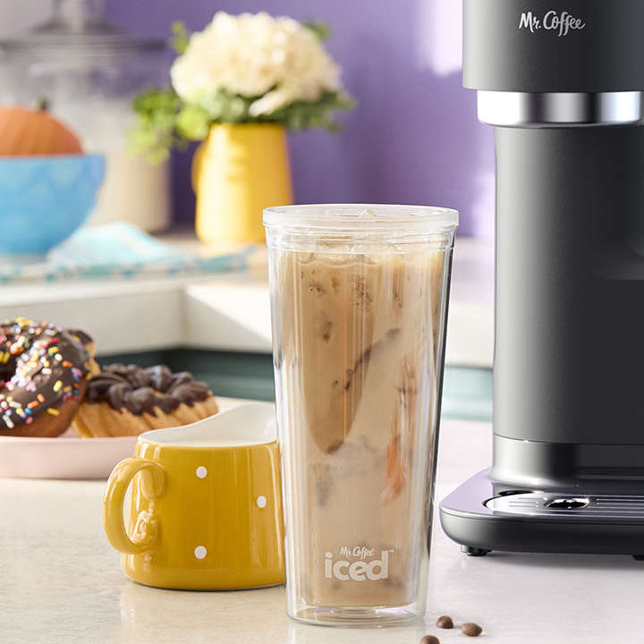 caramel pumpkin spice iced coffee